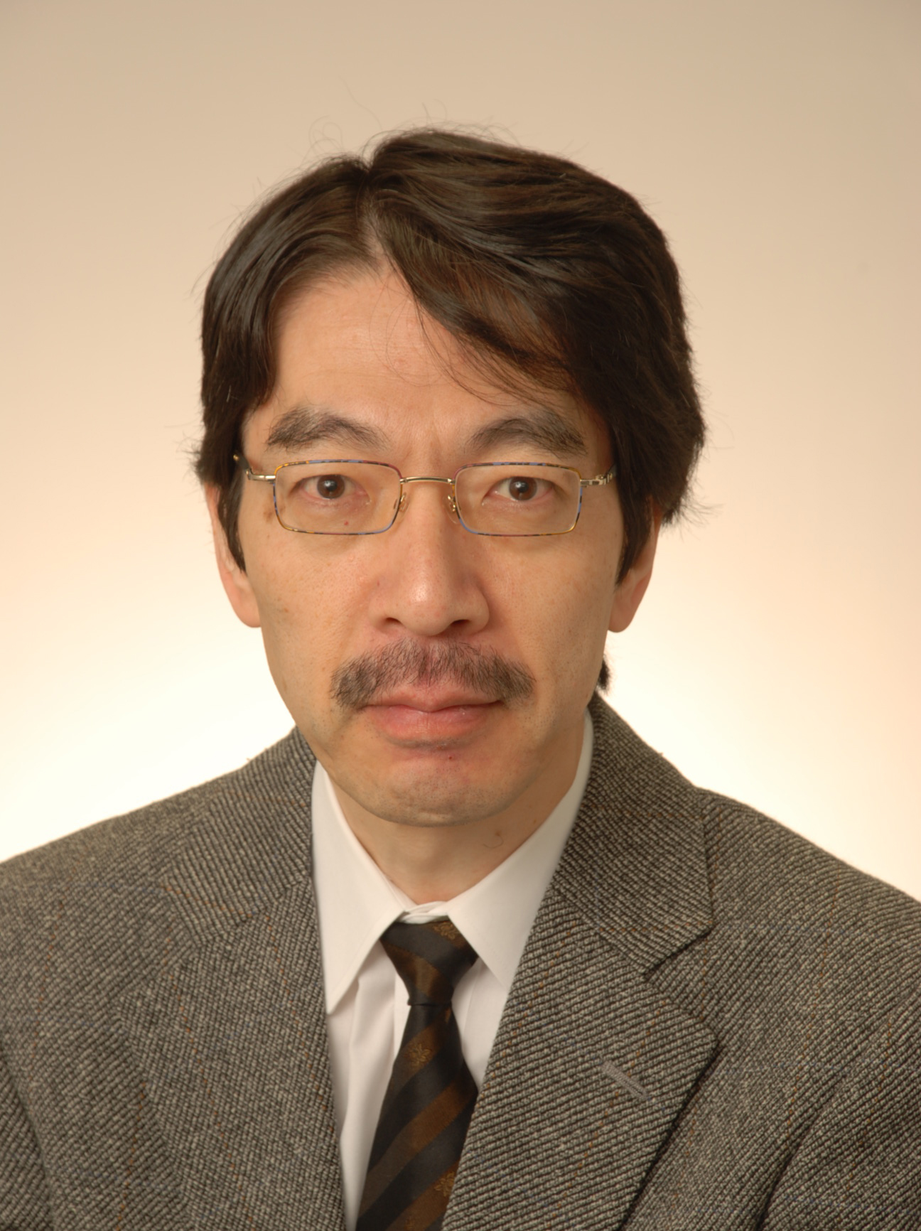 山本　茂義 教授